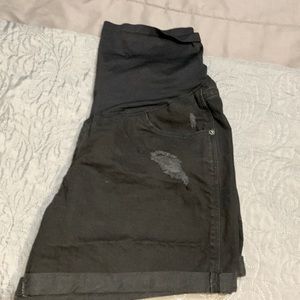 Maternity shorts